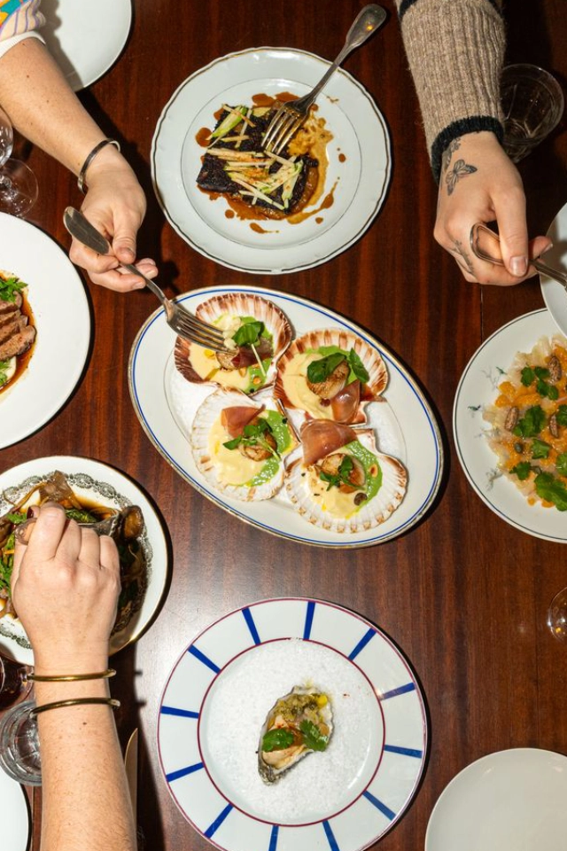 Plats à partager chez Roliko